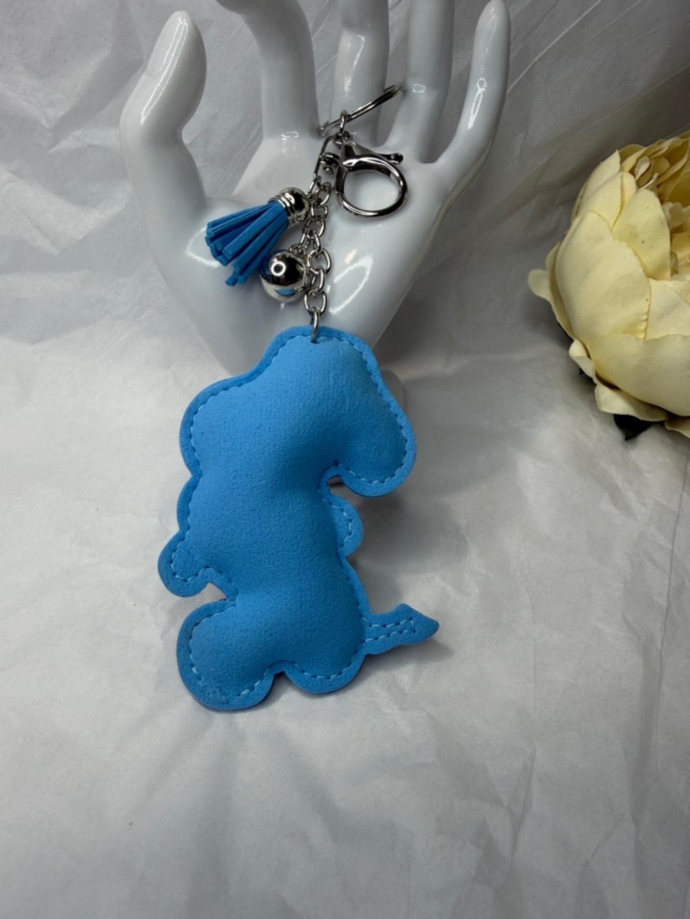 Rhinestone Snoopy- Puffy Keychain with Blue Heart and Tassel - Picture 3 of 3
